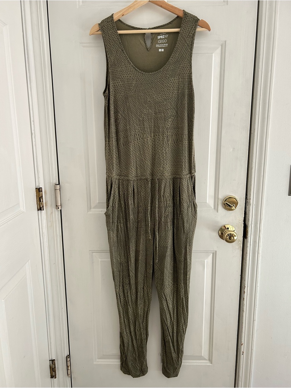 Olive Green Sleeveless Jumpsuit with Minimalist Geometric pattern